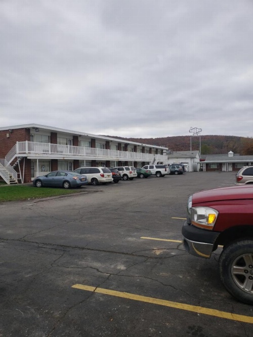 Budget Inn Horseheads image 7
